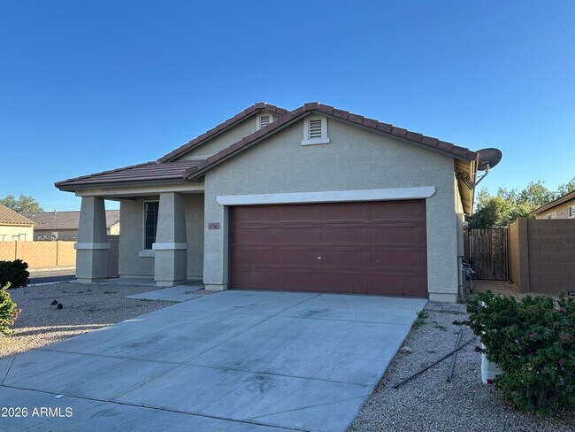 Building Photo - 11741 W Chase Ln