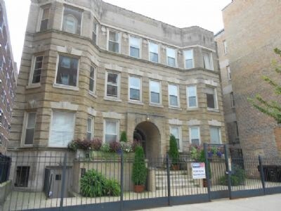 Exterior - 921 W Wilson Ave