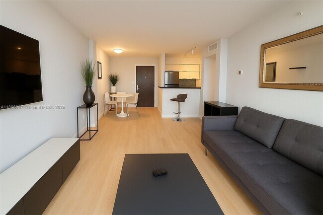 Foto del edificio - 1500 Bay Rd