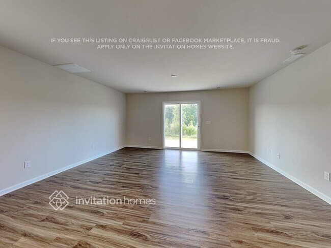 Foto del edificio - 1024 Woodhouse Dr