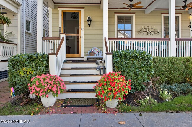 Foto del edificio - 84 Cookman Ave