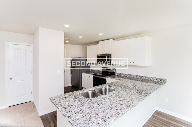 Building Photo - 404 Misty Knoll DR