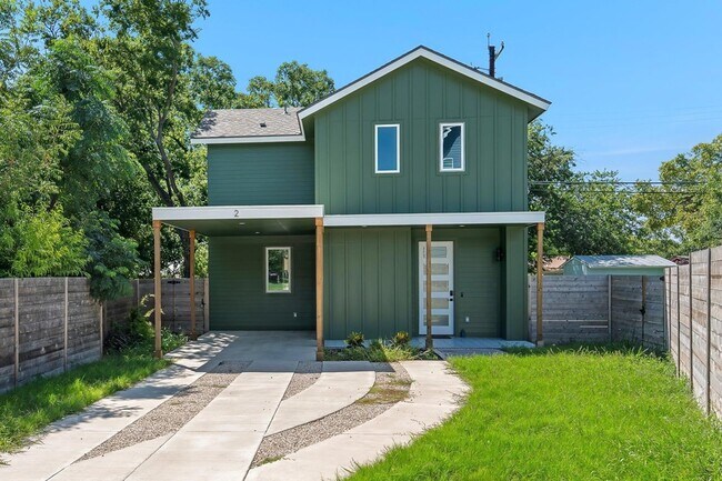 Foto del edificio - 7603 Creston Ln