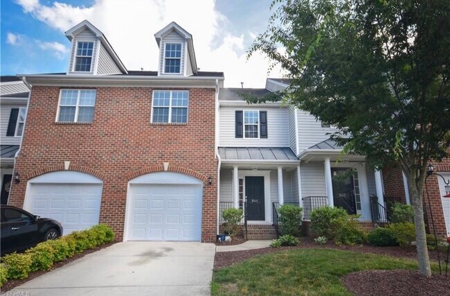 Building Photo - 844 Saratoga Dr