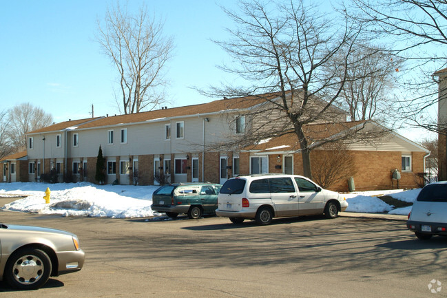 Building Photo - Woodland Square Apartments