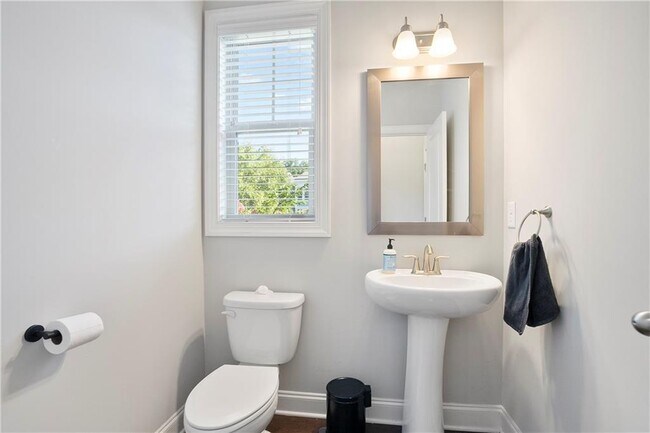 Foto del edificio - 4210 Morrison Wy