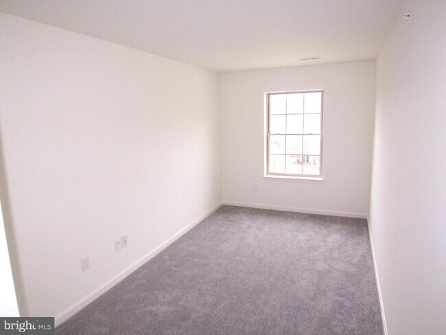 Foto del edificio - 3502 Thomas Pointe Ct