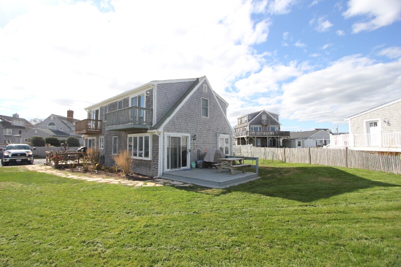 1 White Path Ln, Sandwich, MA 02563 Condo for Rent in Sandwich, MA