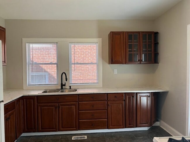 Foto del edificio - 3156 Rosina Ave