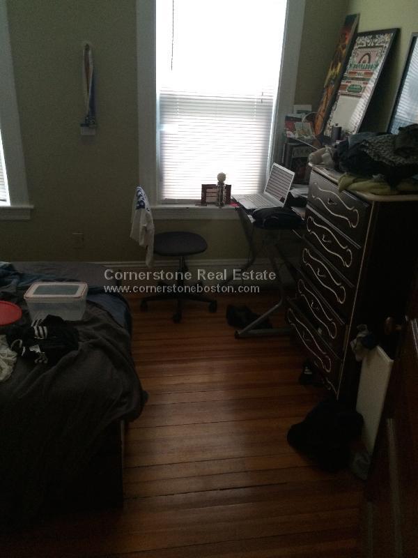 Foto del edificio - 226 Parker Hill Ave