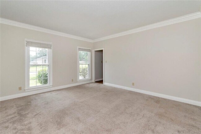 Building Photo - 1609 Indian Trail Dr