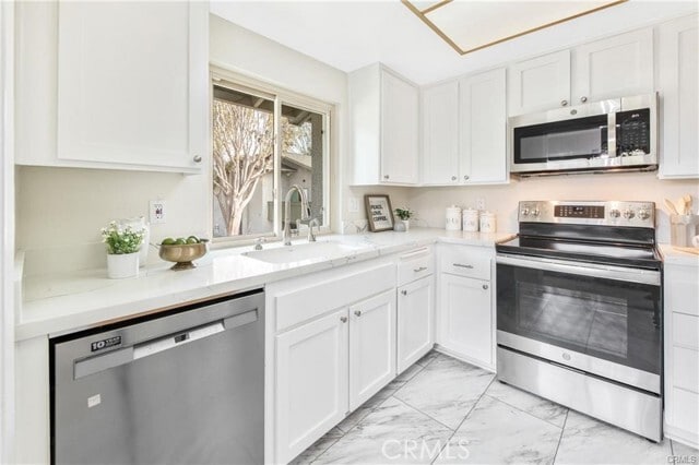 Foto del edificio - 8566 Van Ness Ct