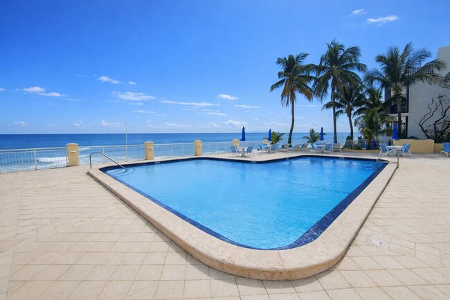 Building Photo - 3475 S Ocean Blvd