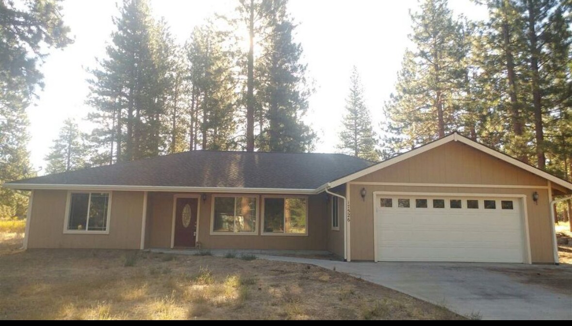 Foto principal - 17526 Fisher Rd