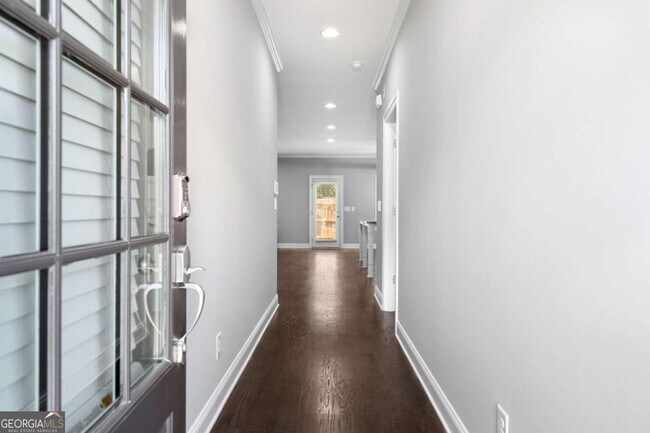 Foto del edificio - 1056 Johnson Grove