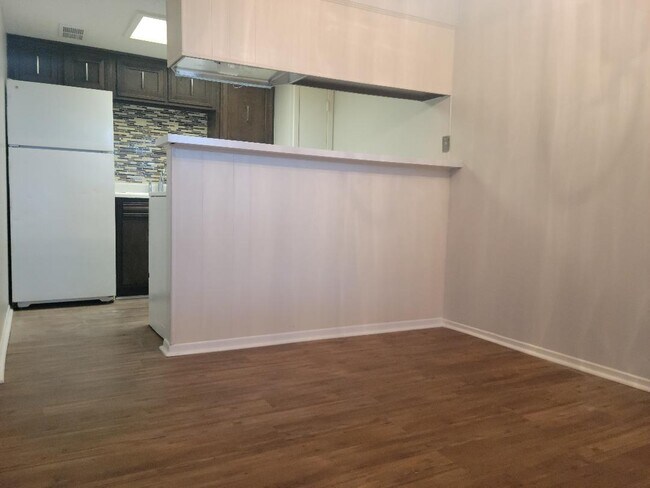 Kitchen nook - 5831 Harvest Hill Rd