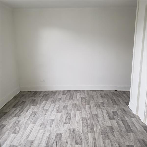 Foto del edificio - 921 S Theater St