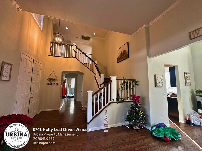 Building Photo - Bright and Updated 4-Bedroom Home in Windsor