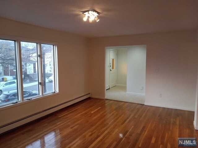 Building Photo - 262 8th St