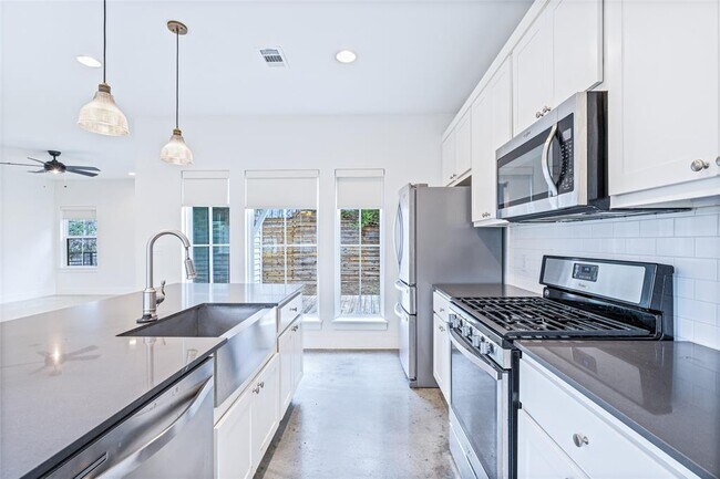 Foto del edificio - 1213 Eleanor St