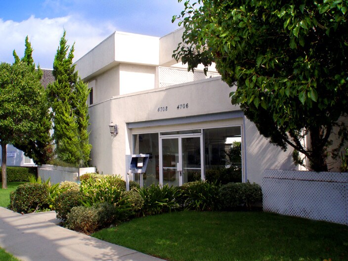 Foto principal - 4706-4708 Kester Ave