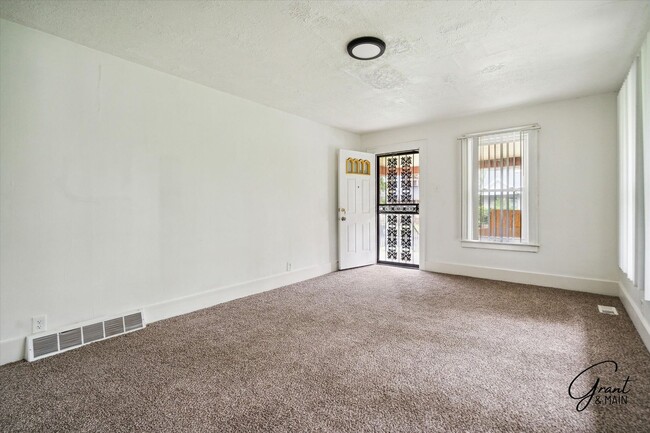 Foto del edificio - $1,200/month - 3BR 1B House in Detroit