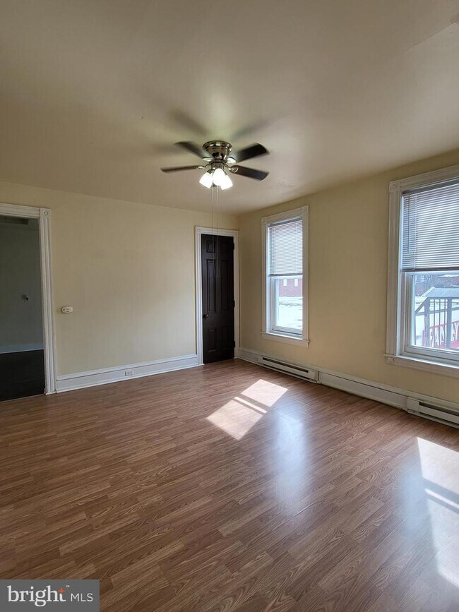 Foto del edificio - 345 N 4th St