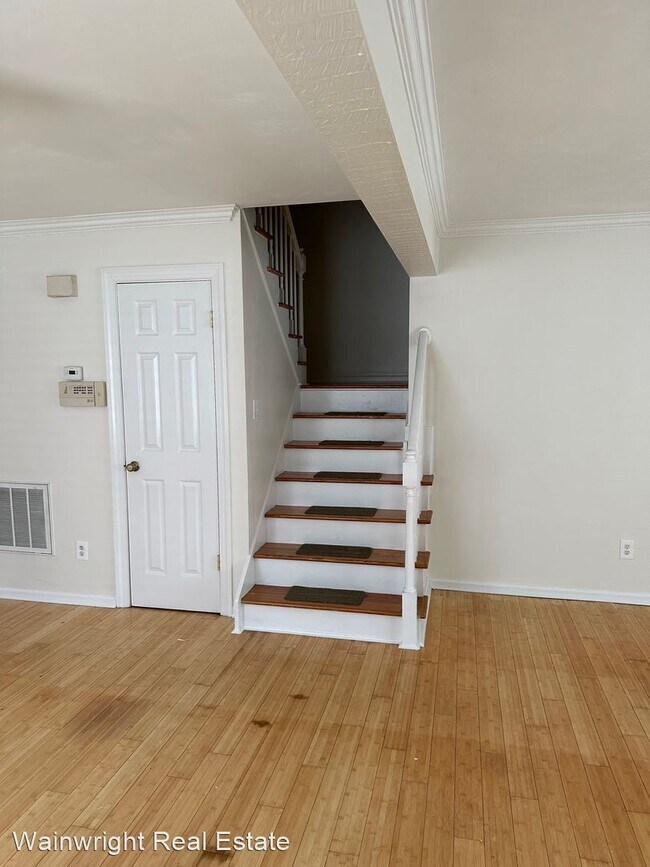 Building Photo - 4 br, 2.5 bath House - 3553 Marvell Road