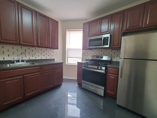 Apartamento 26 - 146 Manhattan Ave