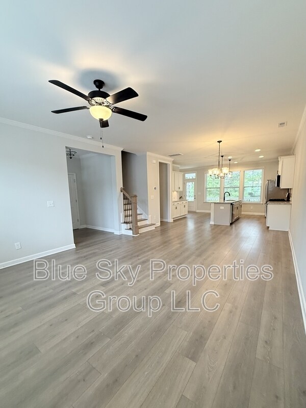 Foto del edificio - 704 Carraway Garden Dr