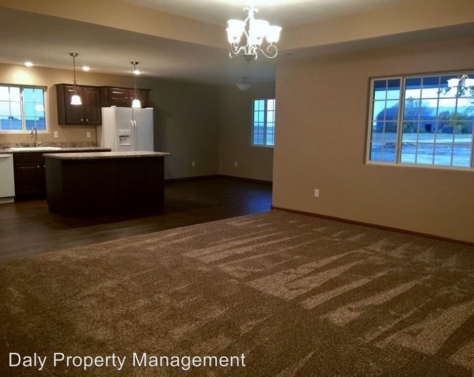 Foto del edificio - 2 br, 2 bath House - 623 Hall
