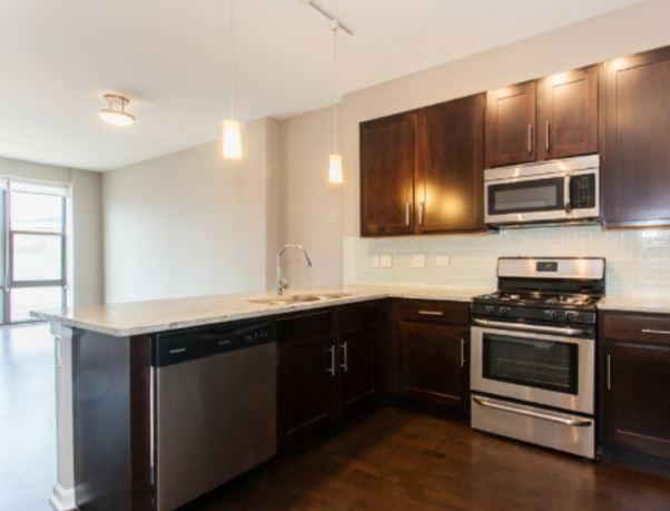 Foto principal - 1 bedroom in Chicago IL 60605