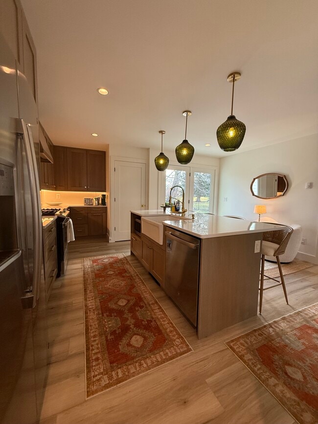 Foto del edificio - 2612 Westridge Dr