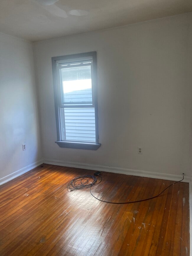 Building Photo - 314 Rutter Ave