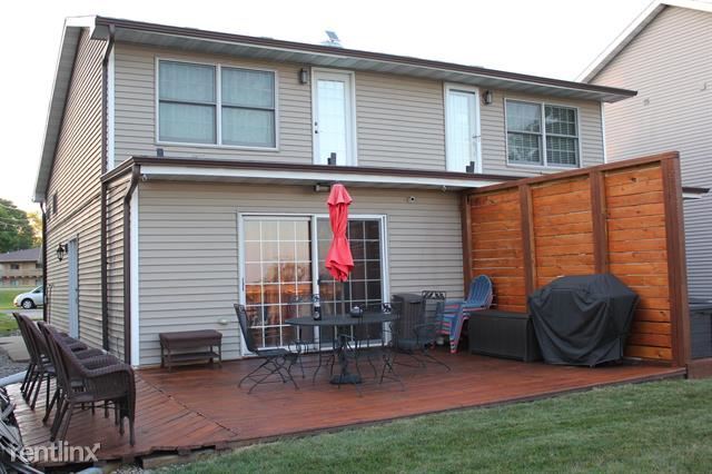 Foto del edificio - 2 br, 2 bath Duplex - 620 Interlake Drive