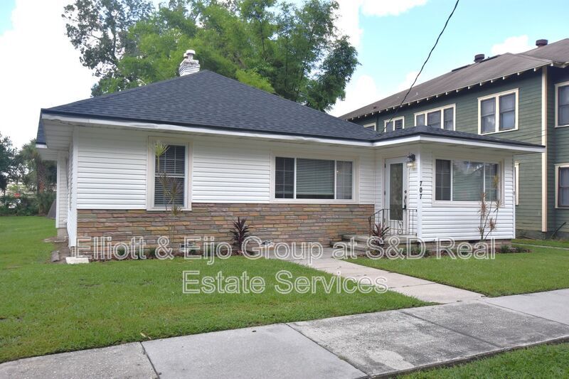 Primary Photo - 707 E Lime St