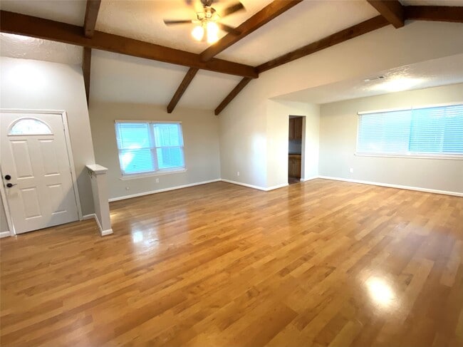 Building Photo - 4806 Temple Bell Dr