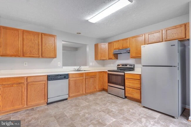 Foto del edificio - 3917 Elkhorn Cir