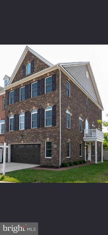 Building Photo - 15703 Tibberton Terrace