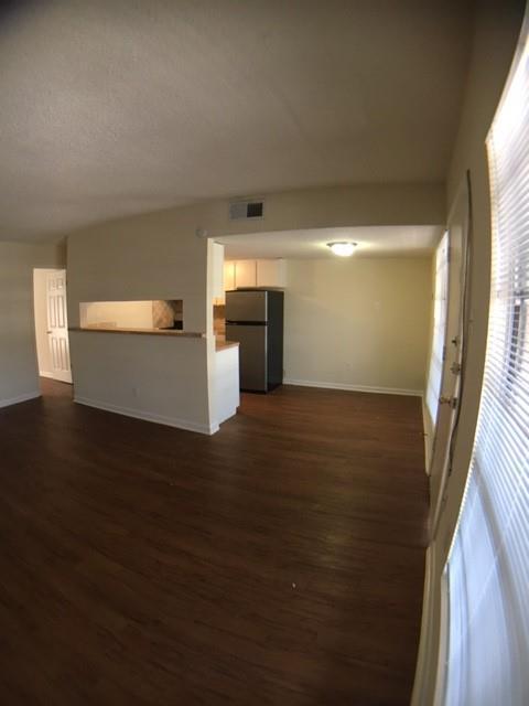 Foto del edificio - 4709 Harmon Ave