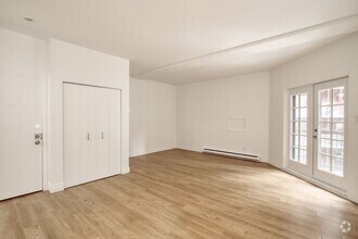Building Photo - 3421 Rue Durocher
