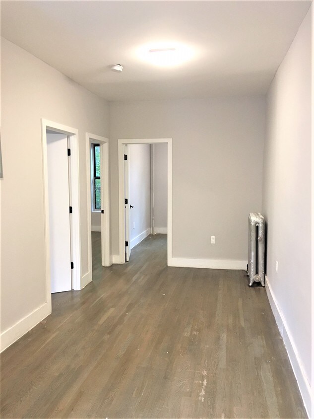 Foto principal - 516 W 159th St