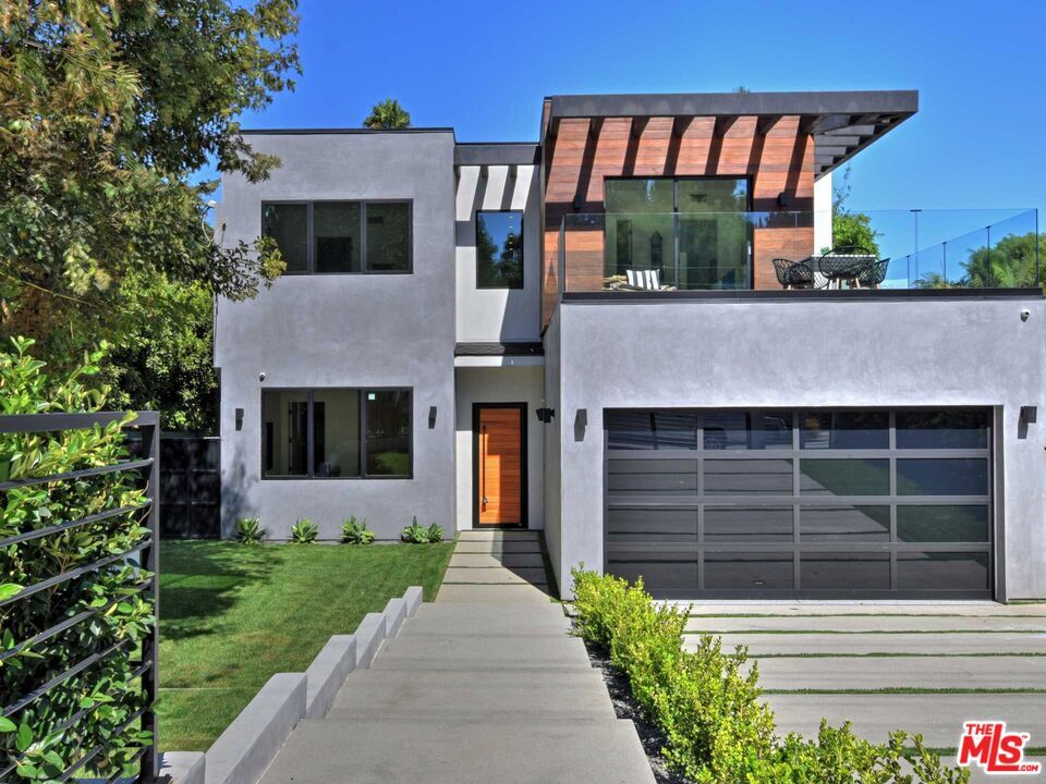 Primary Photo - 15227 Valley Vista Blvd