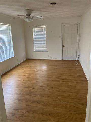 Foto del edificio - 11315 Lochwood Blvd