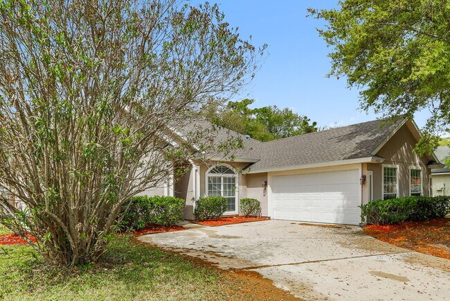 Foto del edificio - 14060 Red Rock Lake Dr