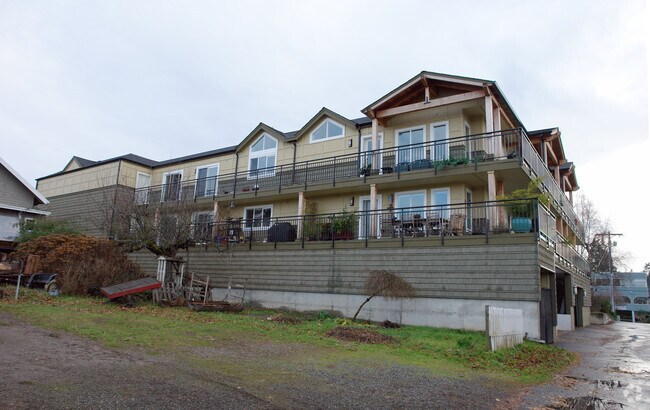 Foto del edificio - 128 4th Ave S