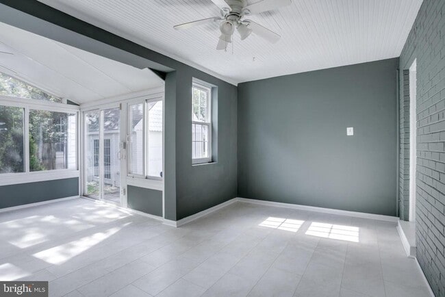 Foto del edificio - 3404 8th St S