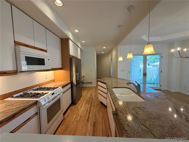Foto del edificio - 225 S Monroe St