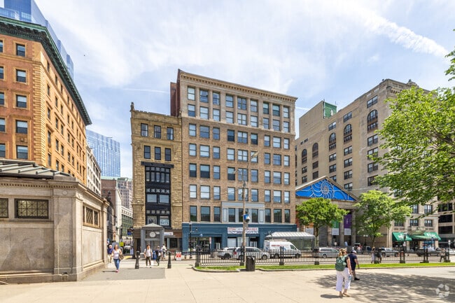 Community Context - Tremont Commons