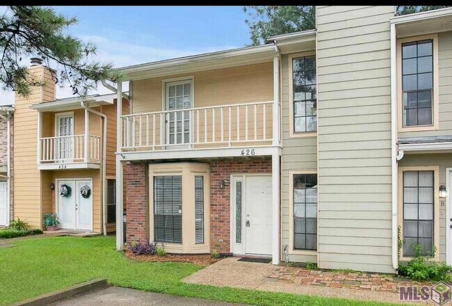 exterior - 426 Longwood Ct